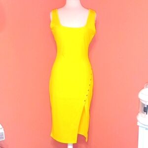Yellow 💛 Sexy Summer Dress